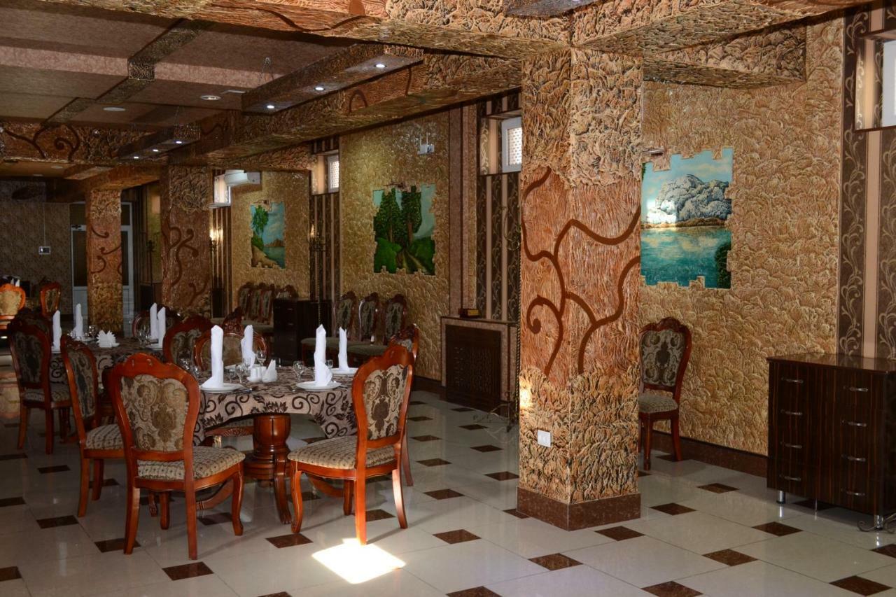 Maximum Hotel 나보이 외부 사진